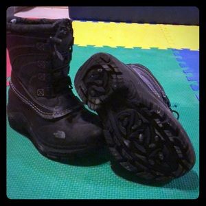 Kids The North Face snow boots